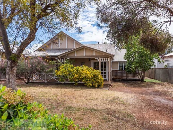 7 Gregory St, Northam, WA 6401