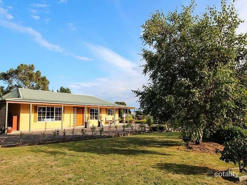 228 Bevic Rd, Clarence Point, TAS 7270