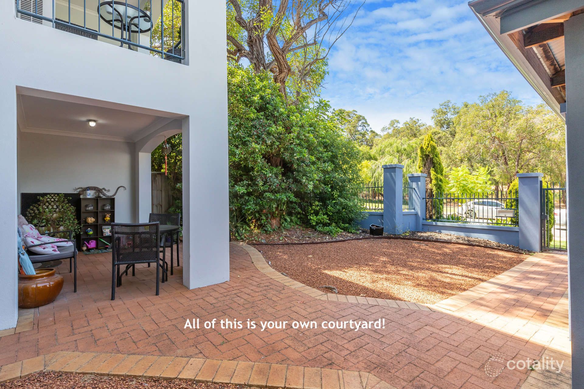 2/5 Doherty Rd, Coolbellup, WA 6163