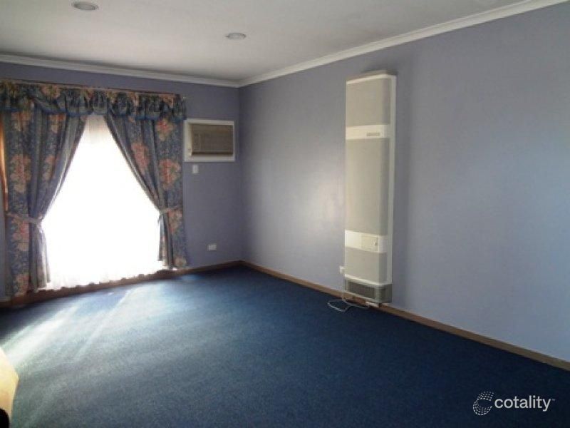 4 Sunbird Cres, Hoppers Crossing, VIC 3029