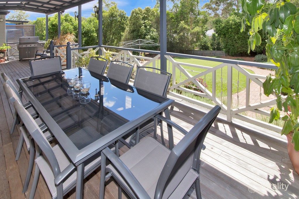 2d Box St, Yamanto, QLD 4305