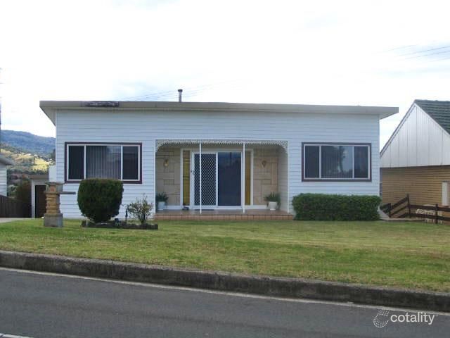 74 Blackman Pde, Unanderra, NSW 2526