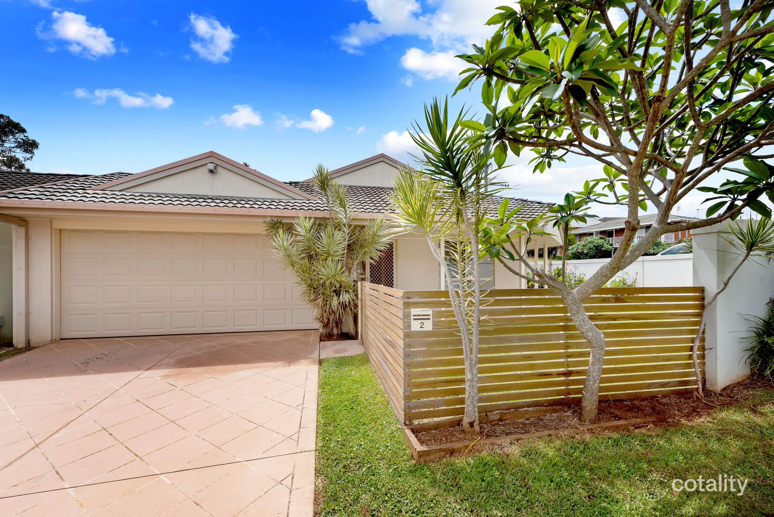 2 Kanangra Cove, Port Macquarie, NSW 2444