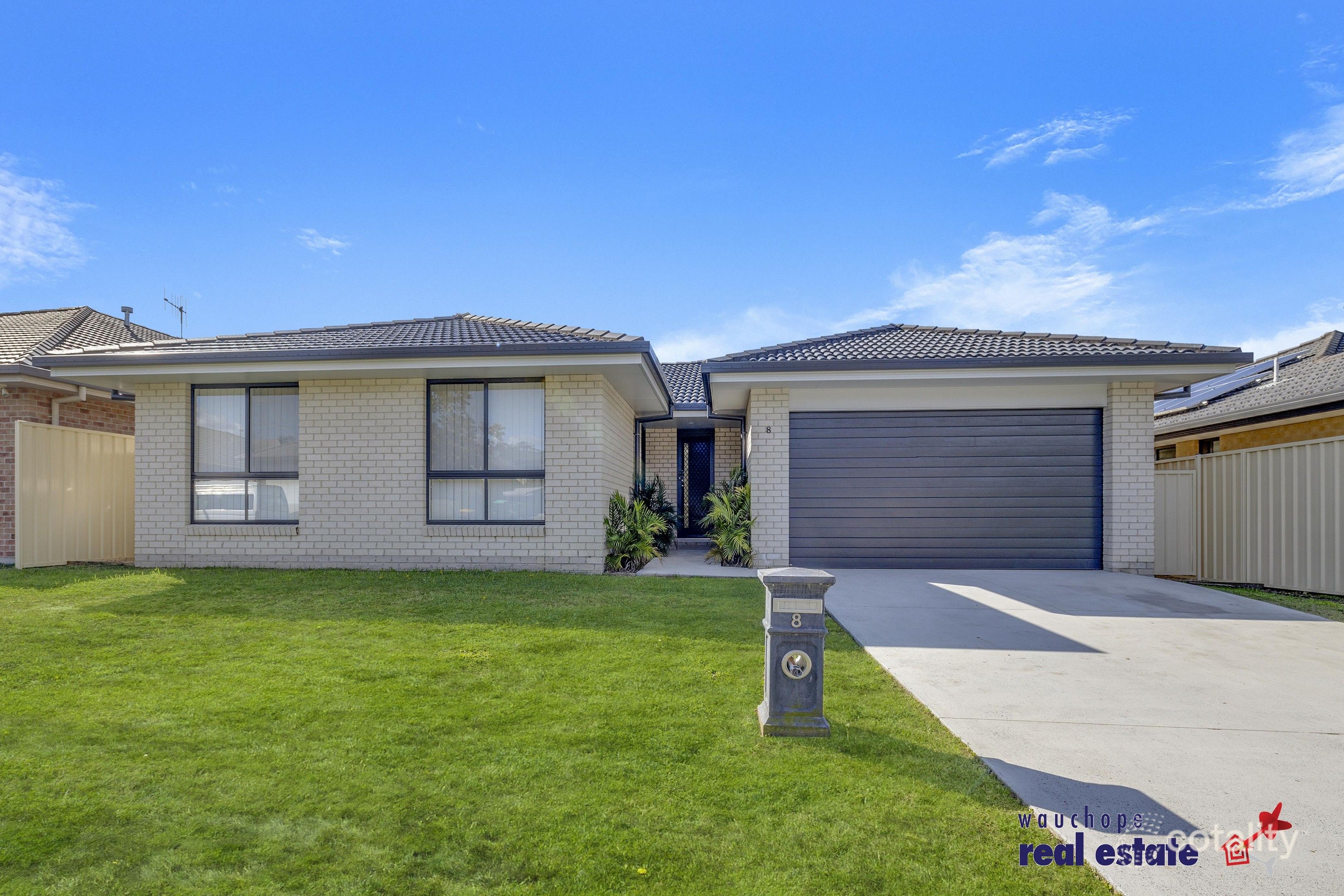 8 Farlow St, Wauchope, NSW 2446