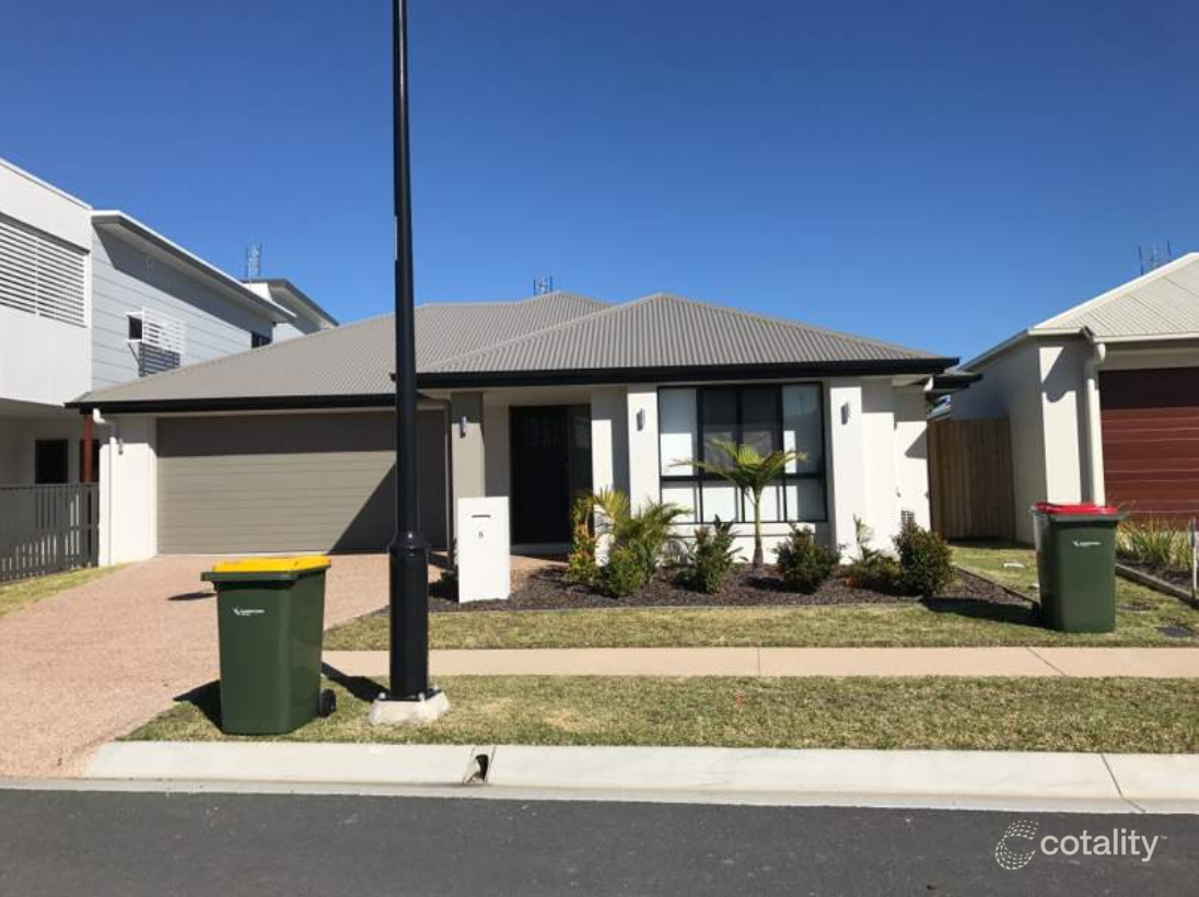 5 Pearl Cres, Caloundra West, QLD 4551