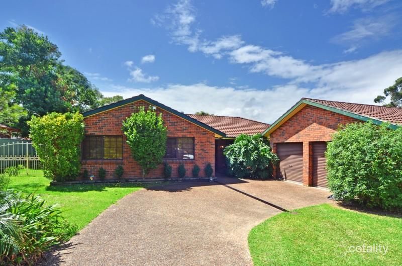 4 Helsinki Pde, Bomaderry, NSW 2541