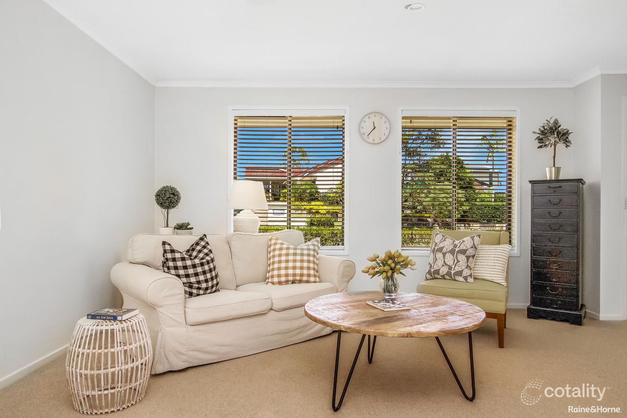 3 Lugano St, Riverhills, QLD 4074