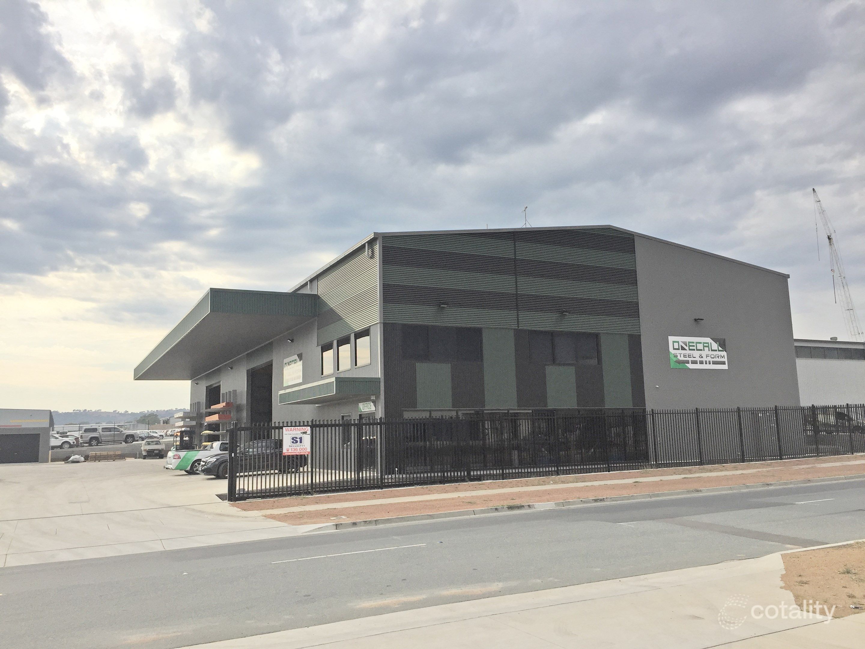 87 Sawmill Cct, Hume, ACT 2620