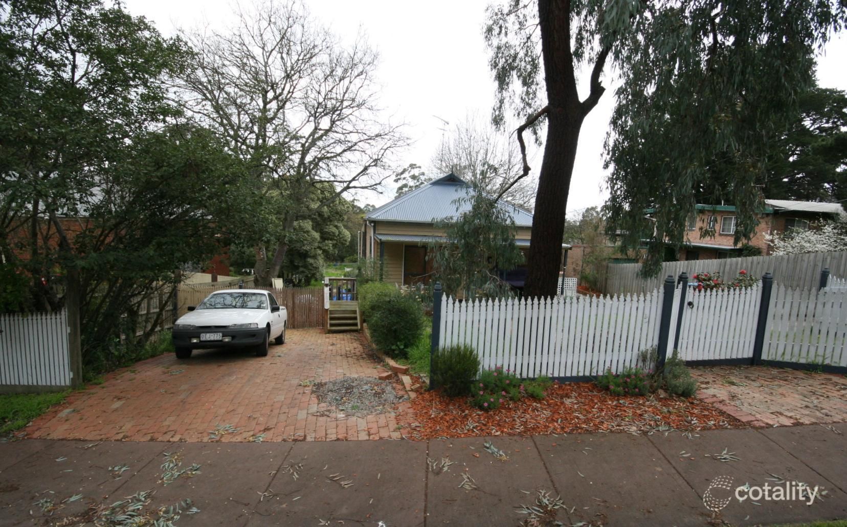 43 Joan Ave, Ferntree Gully, VIC 3156