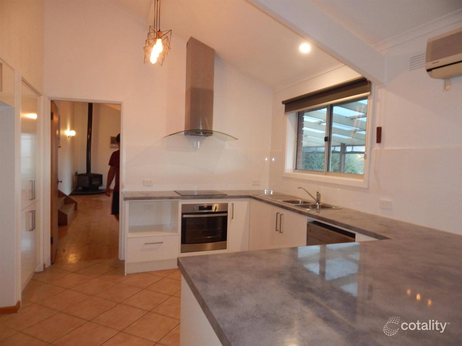 31 Davey Cres, Seaview Downs, SA 5049