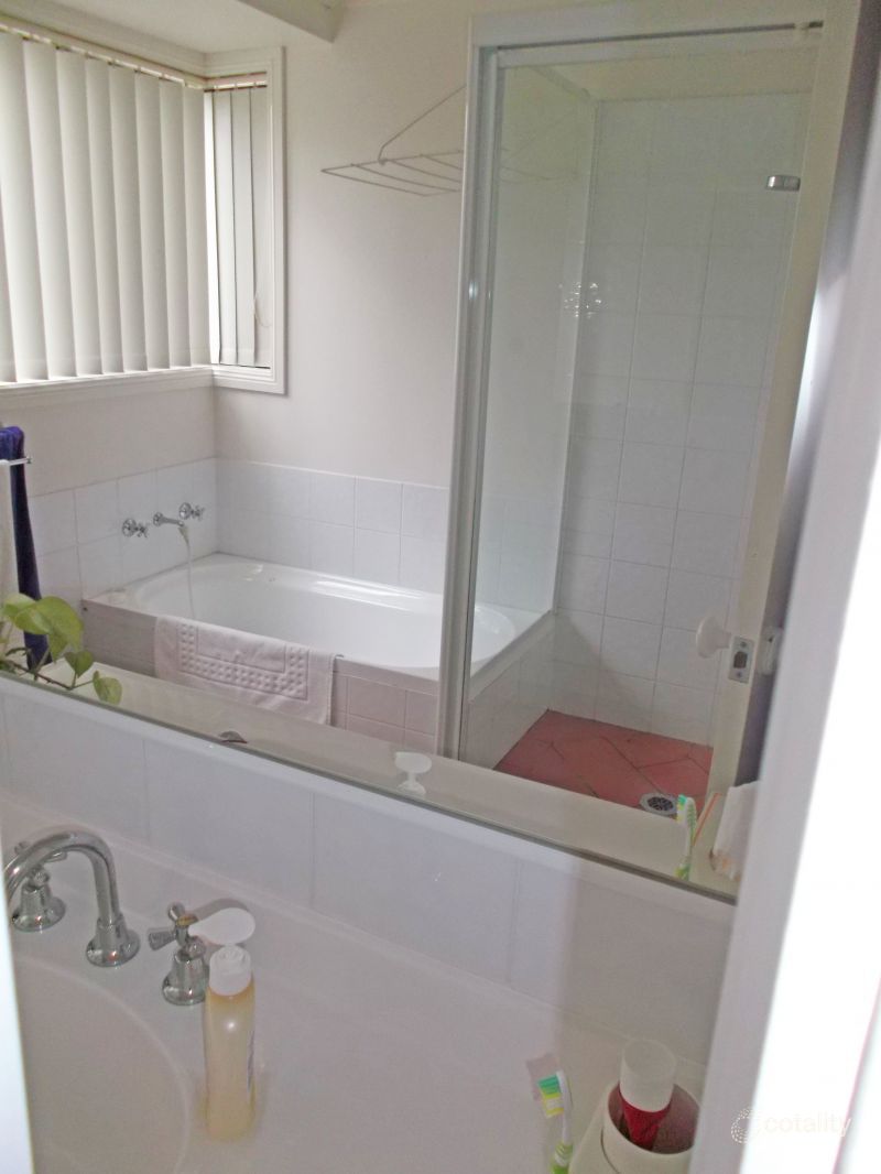 1/253 Tuggerawong Rd, Tuggerawong, NSW 2259