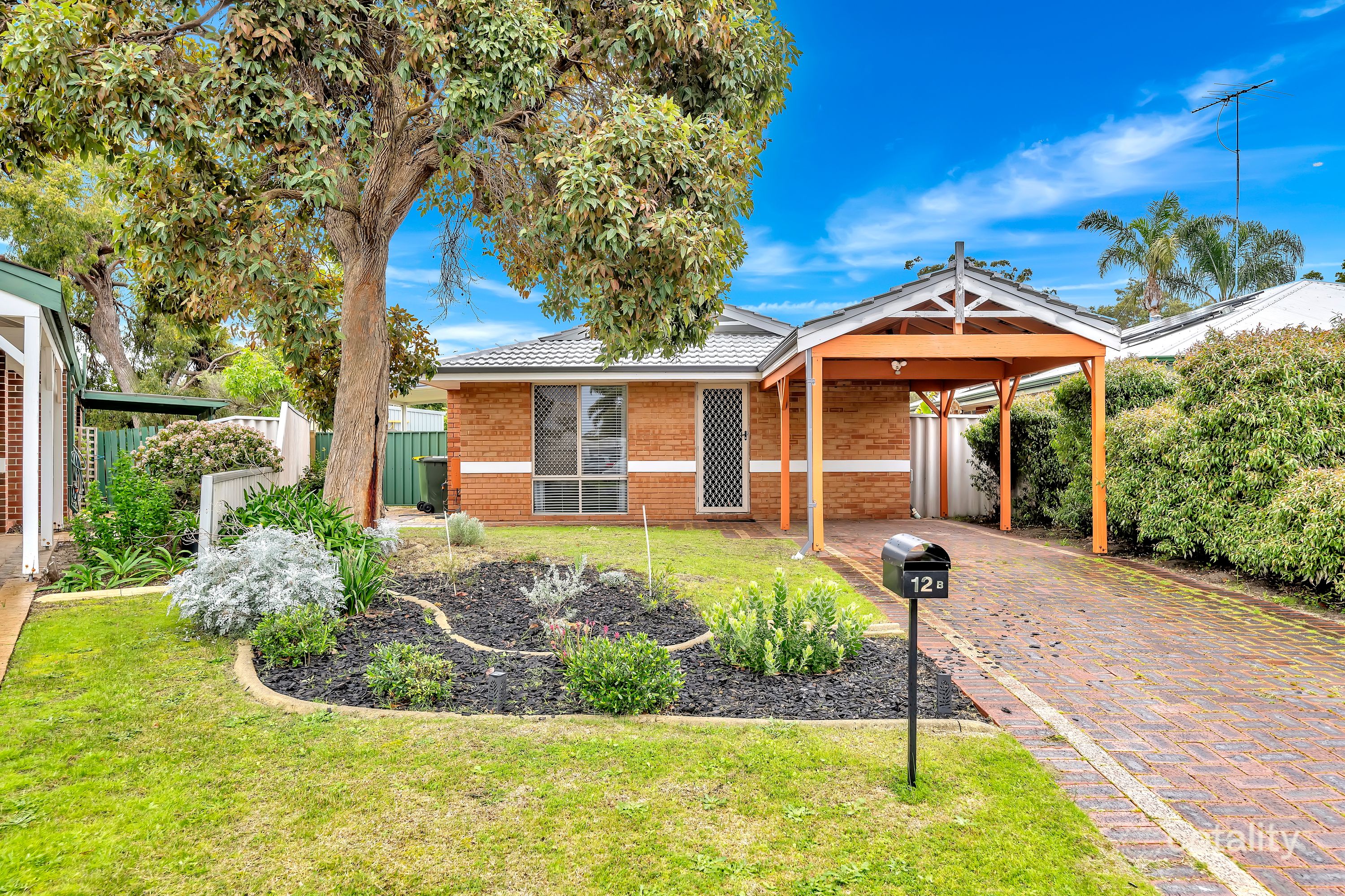 2/12 Arrowrock Rtt, Greenfields, WA 6210
