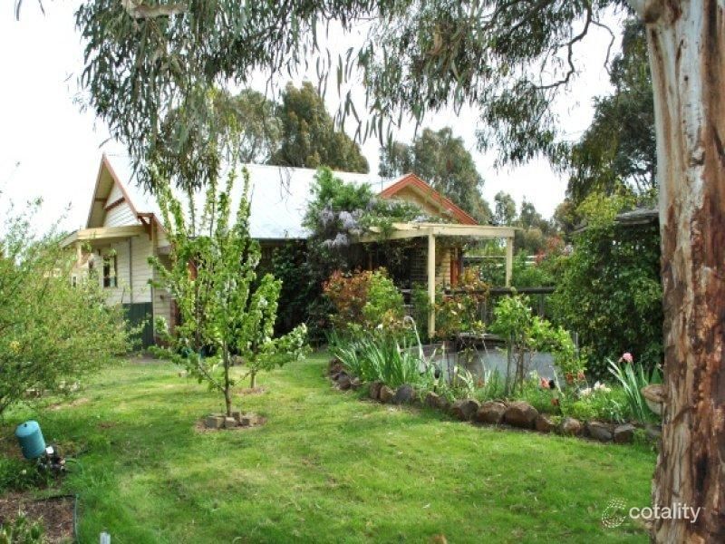 9 Wiggins Rd, Mitchell Park, VIC 3355