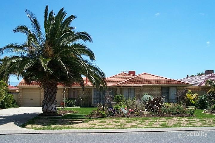 15 Abalone Cres, Waikiki, WA 6169