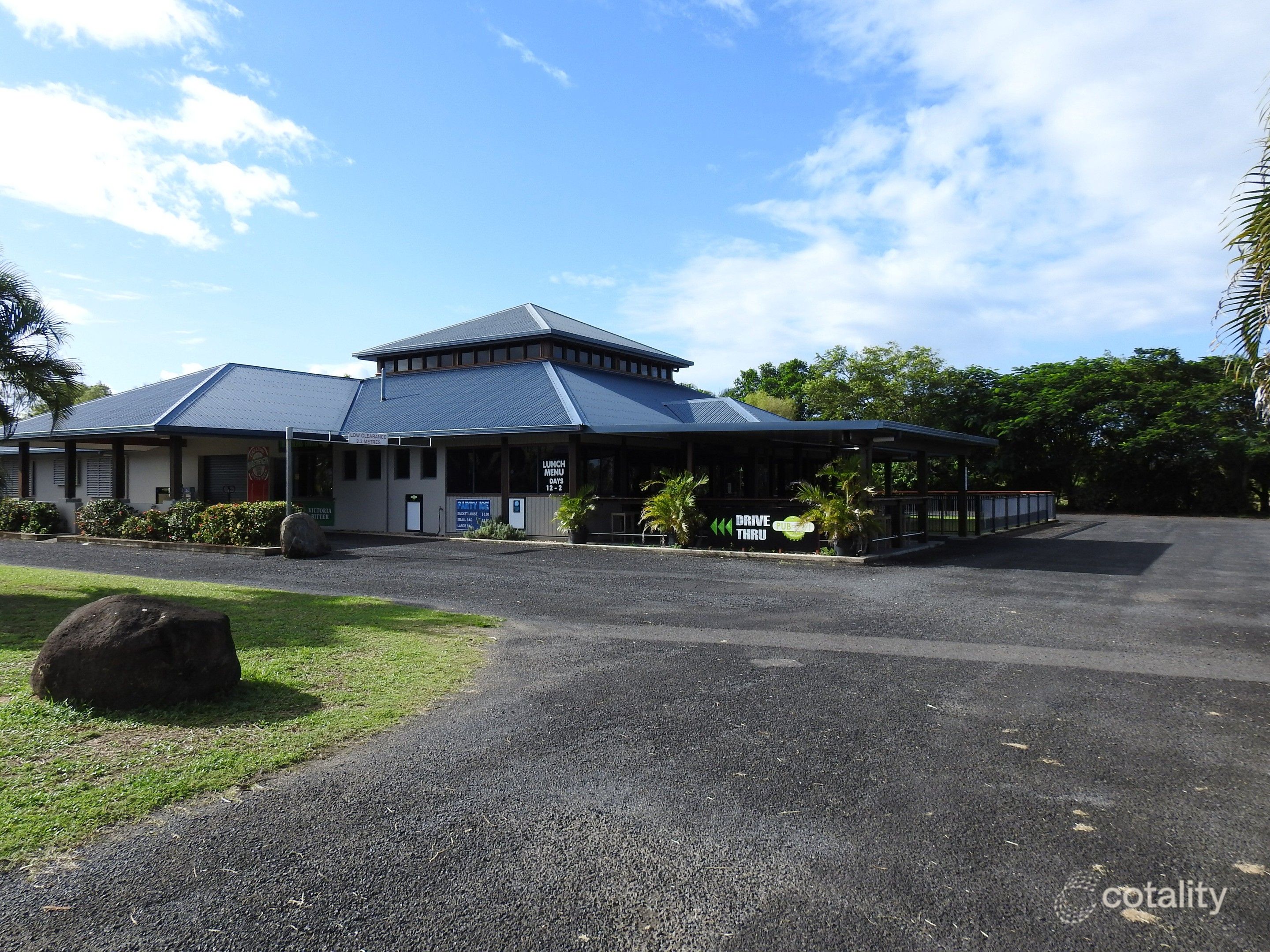25 Tully Heads Rd, Hull Heads, QLD 4854