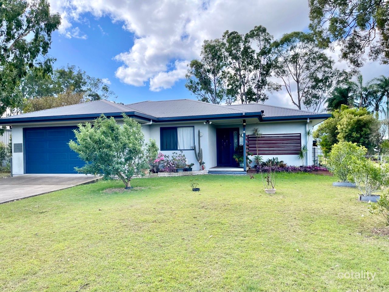 1-3 Philip St, Howard, QLD 4659