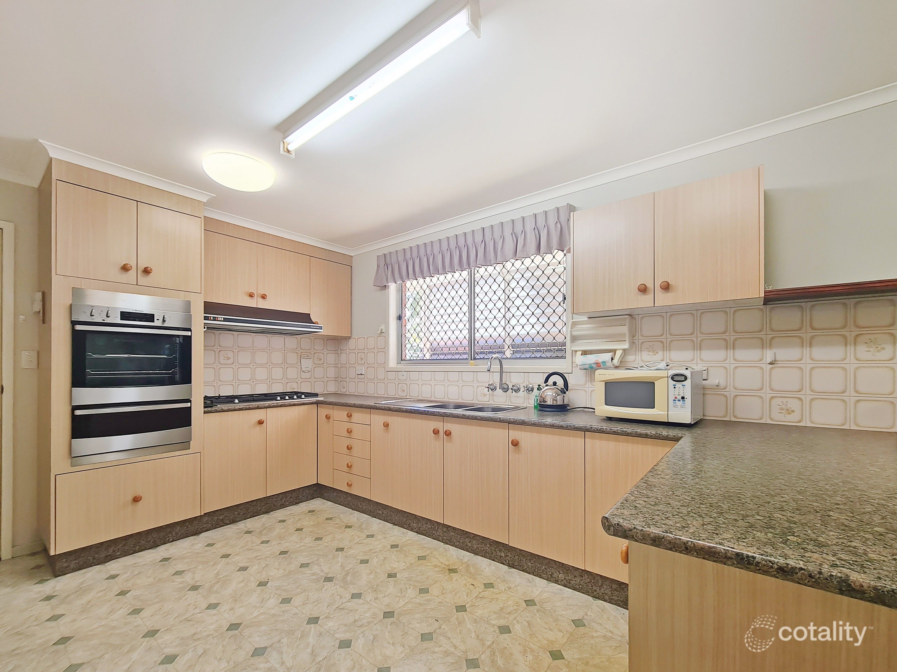 22 Andrews Rd, Crows Nest, QLD 4355