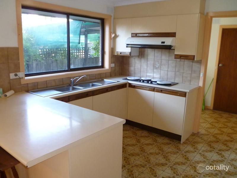 31 Redditch Cres, Deer Park, VIC 3023