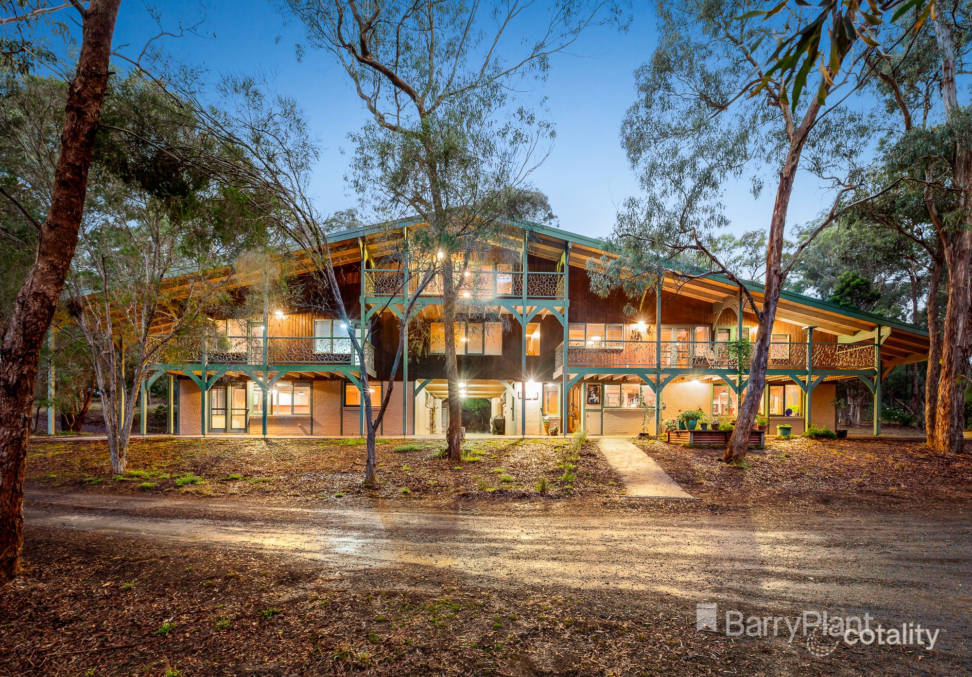 2 Wild Cherry Dr, Eltham, VIC 3095