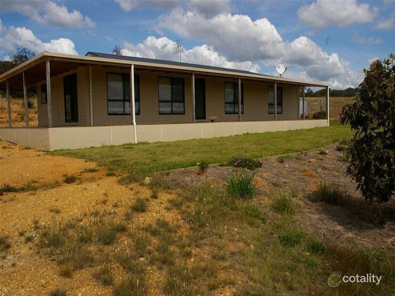 1424 Frogmore Rd, Frogmore, NSW 2586