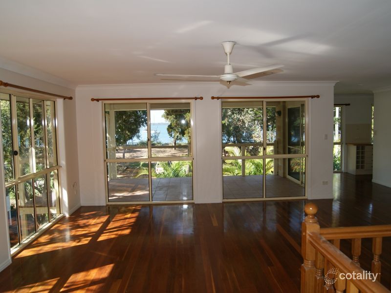 32 Victoria Pde S, Coochiemudlo Island, QLD 4184