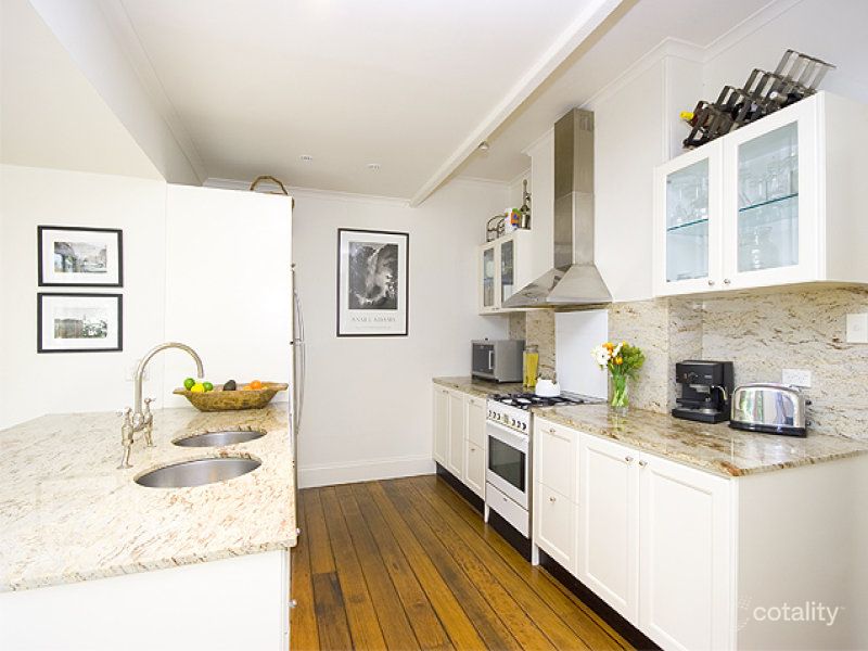2/5 Mitchell St, Mcmahons Point, NSW 2060