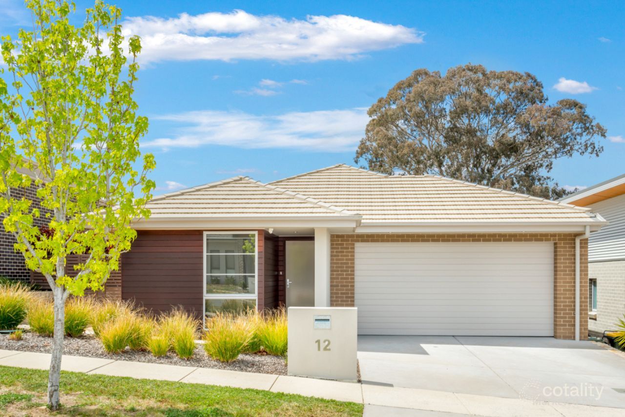 12 Victoria Owen Cct, Casey, ACT 2913