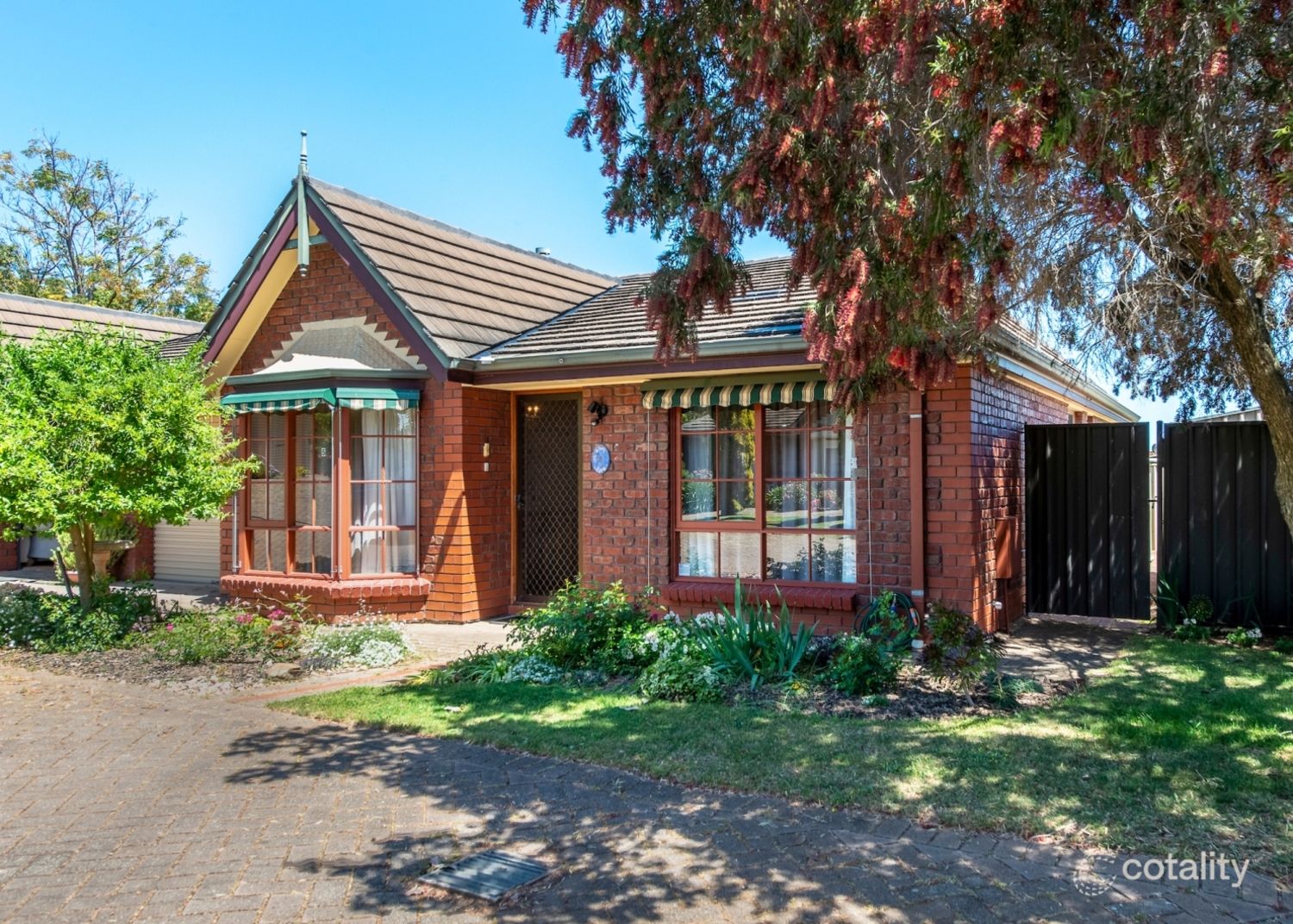 5/7 Rothschild St, Woodcroft, SA 5162