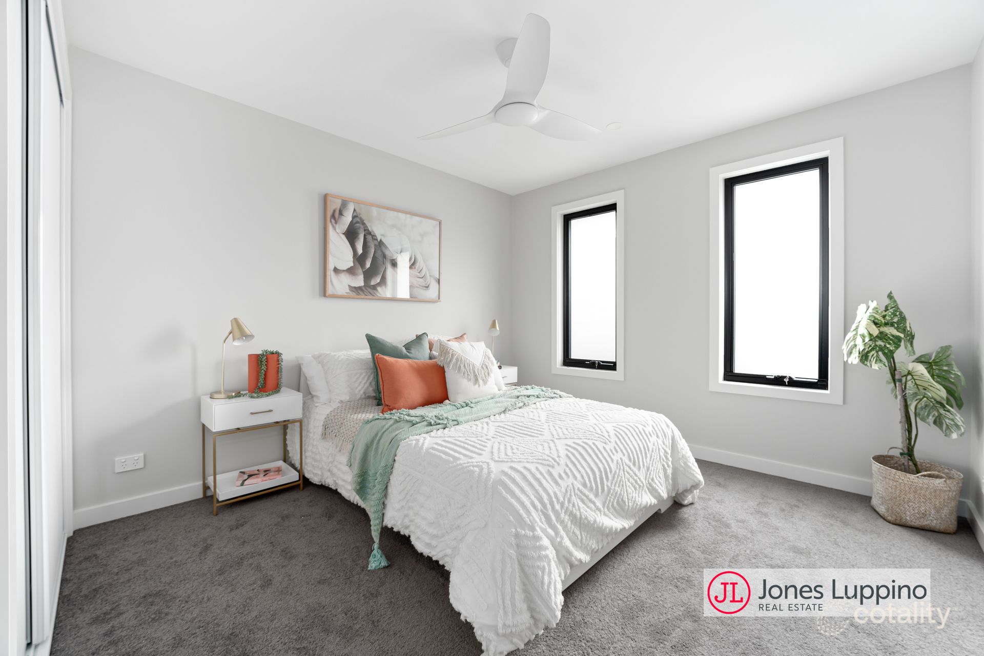 2/20 Wattle Rd, Mccrae, VIC 3938