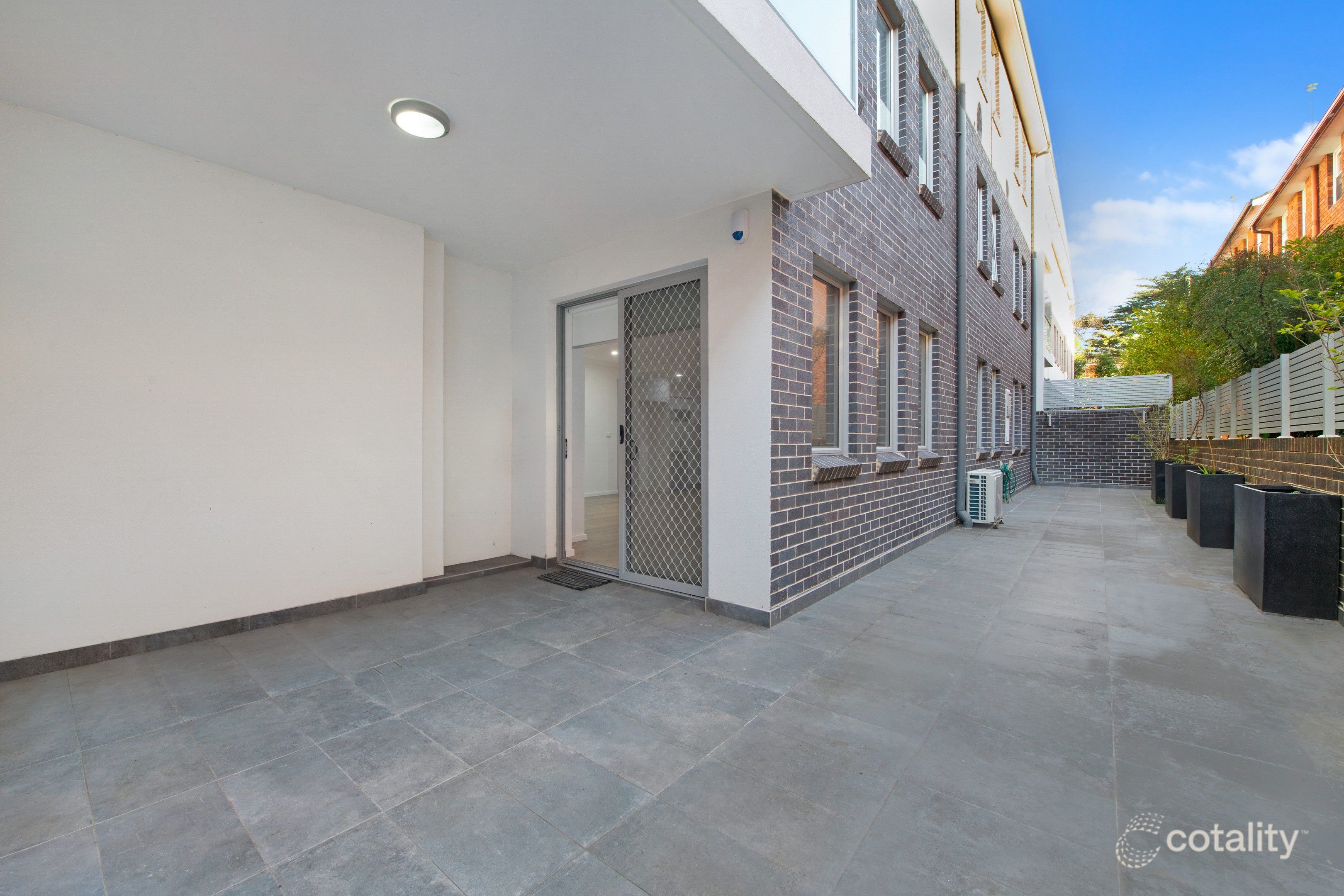 2/10 Webbs Ave, Ashfield, NSW 2131