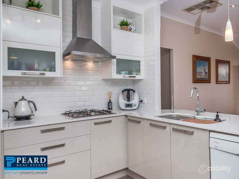 9 Welstead Way, Hocking, WA 6065