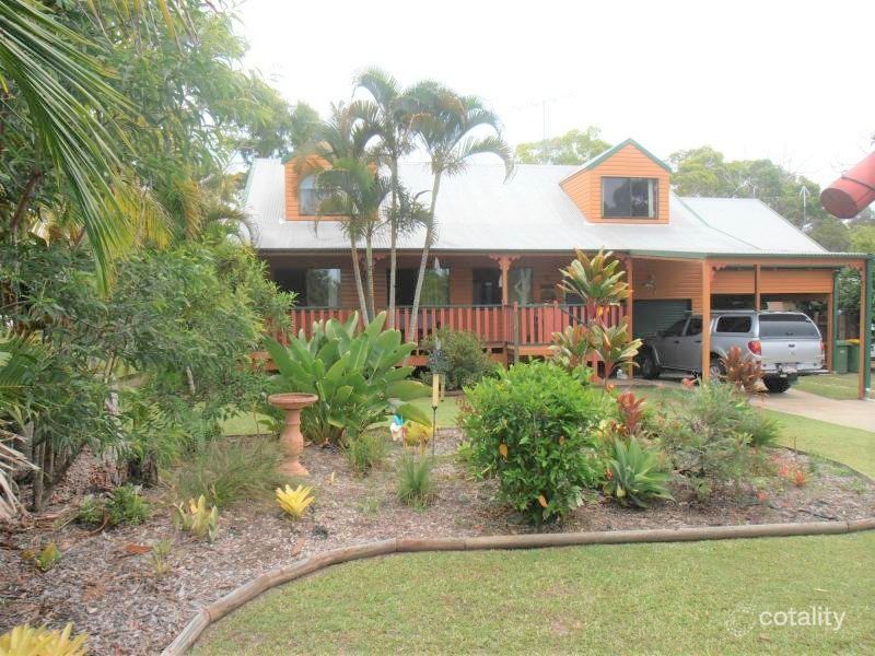 15 Challenger Ct, Cooloola Cove, QLD 4580