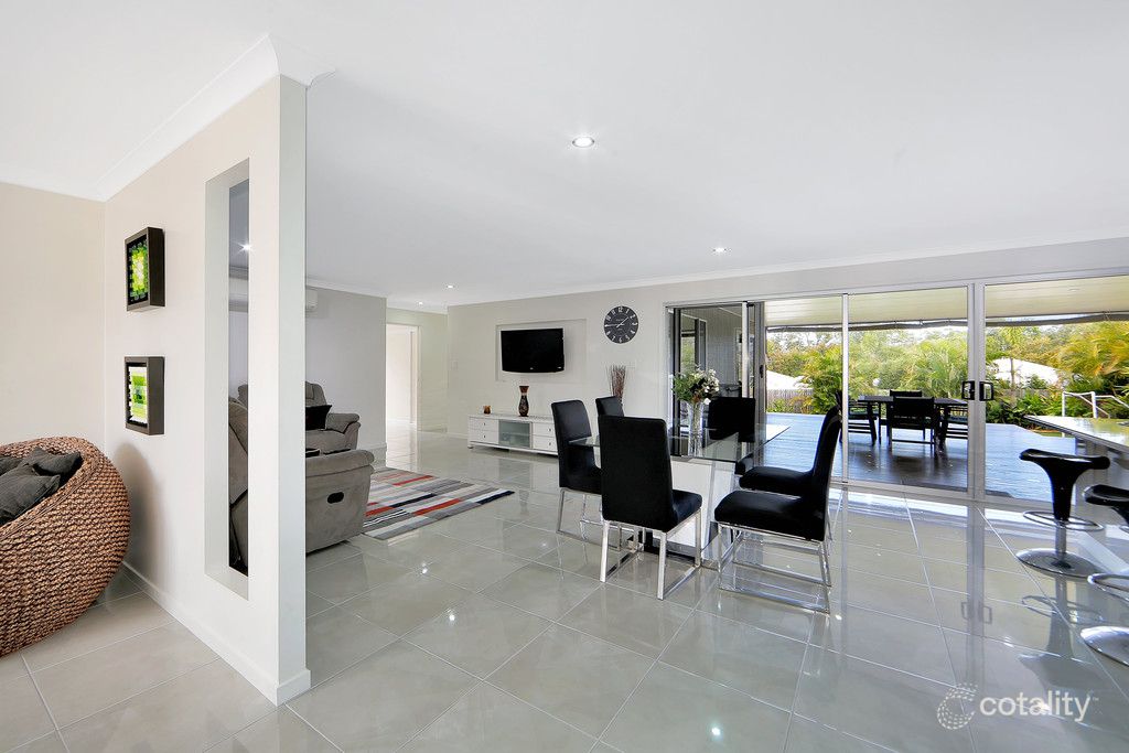 26 Neville Dr, Branyan, QLD 4670