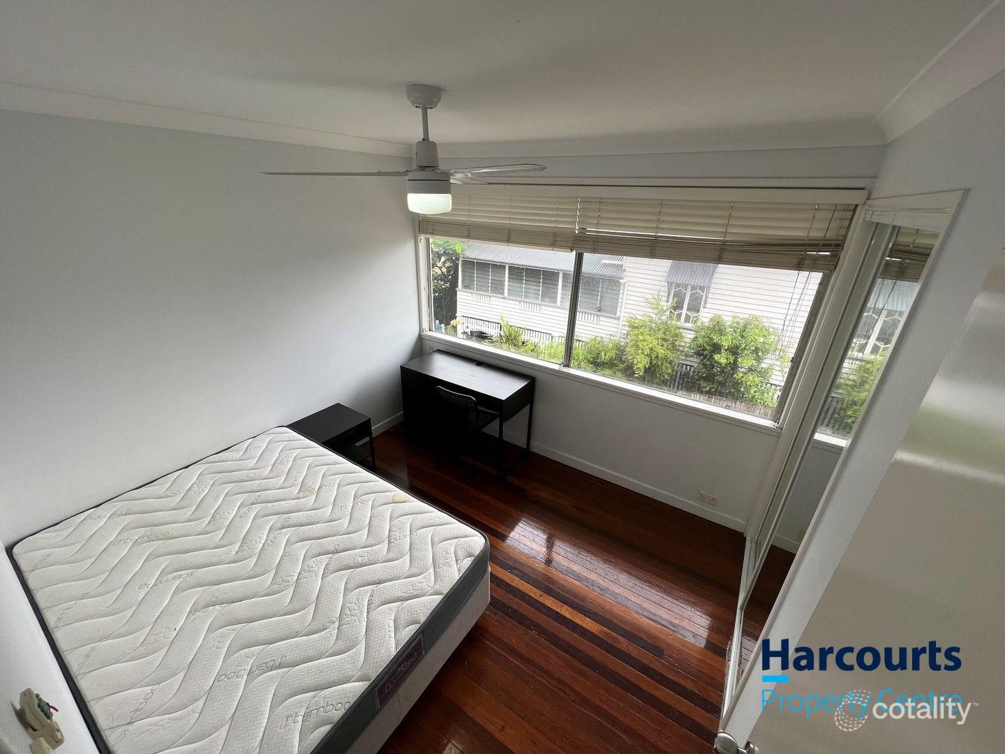 3/739 Logan Rd, Greenslopes, QLD 4120