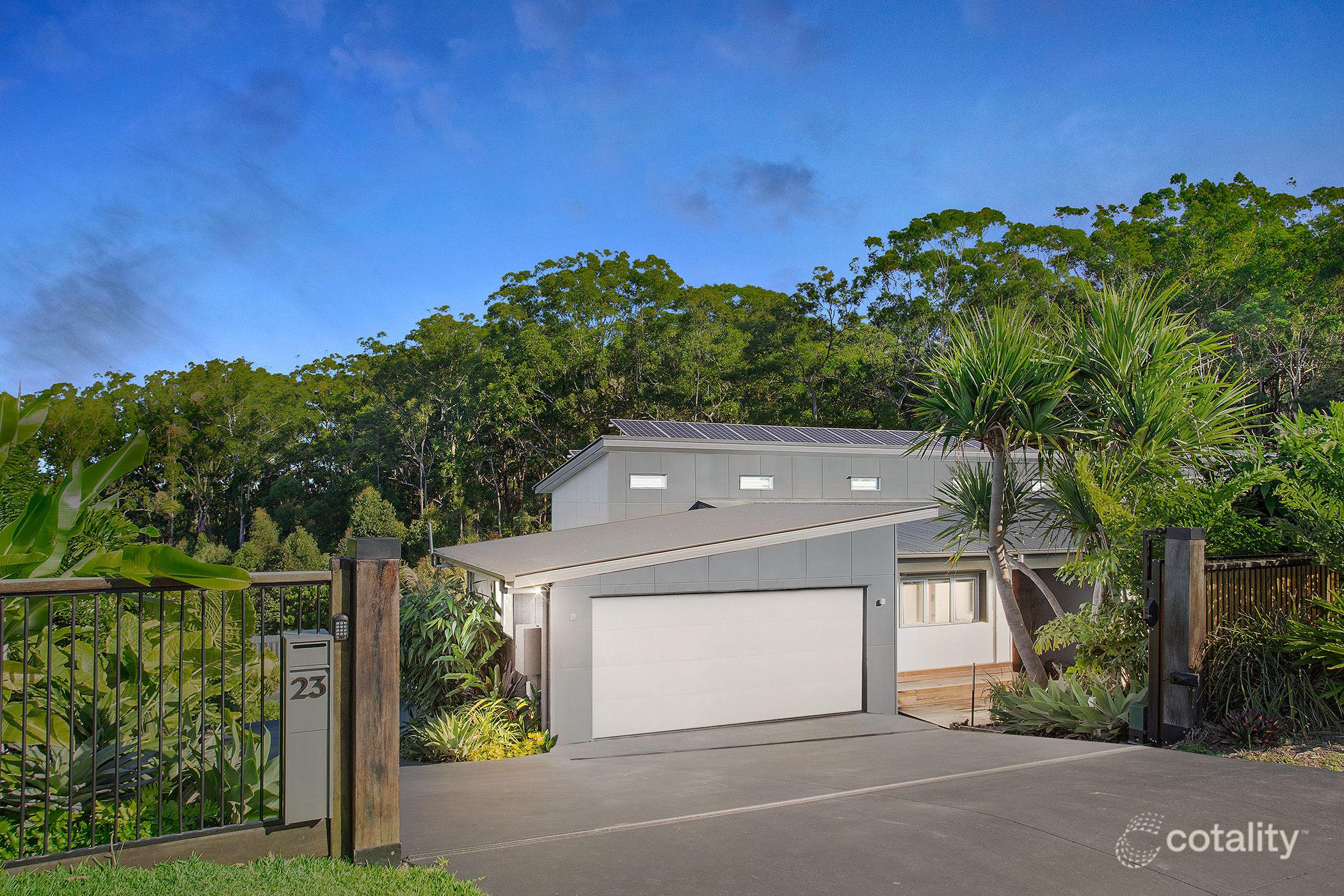 23 Kingfisher Cres, Palmview, QLD 4553