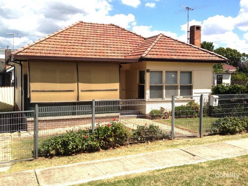 1 Huon St, Cabramatta, NSW 2166