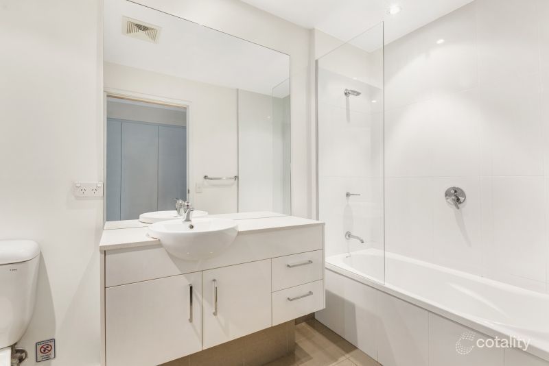 112/3 Compass Dr, Biggera Waters, QLD 4216