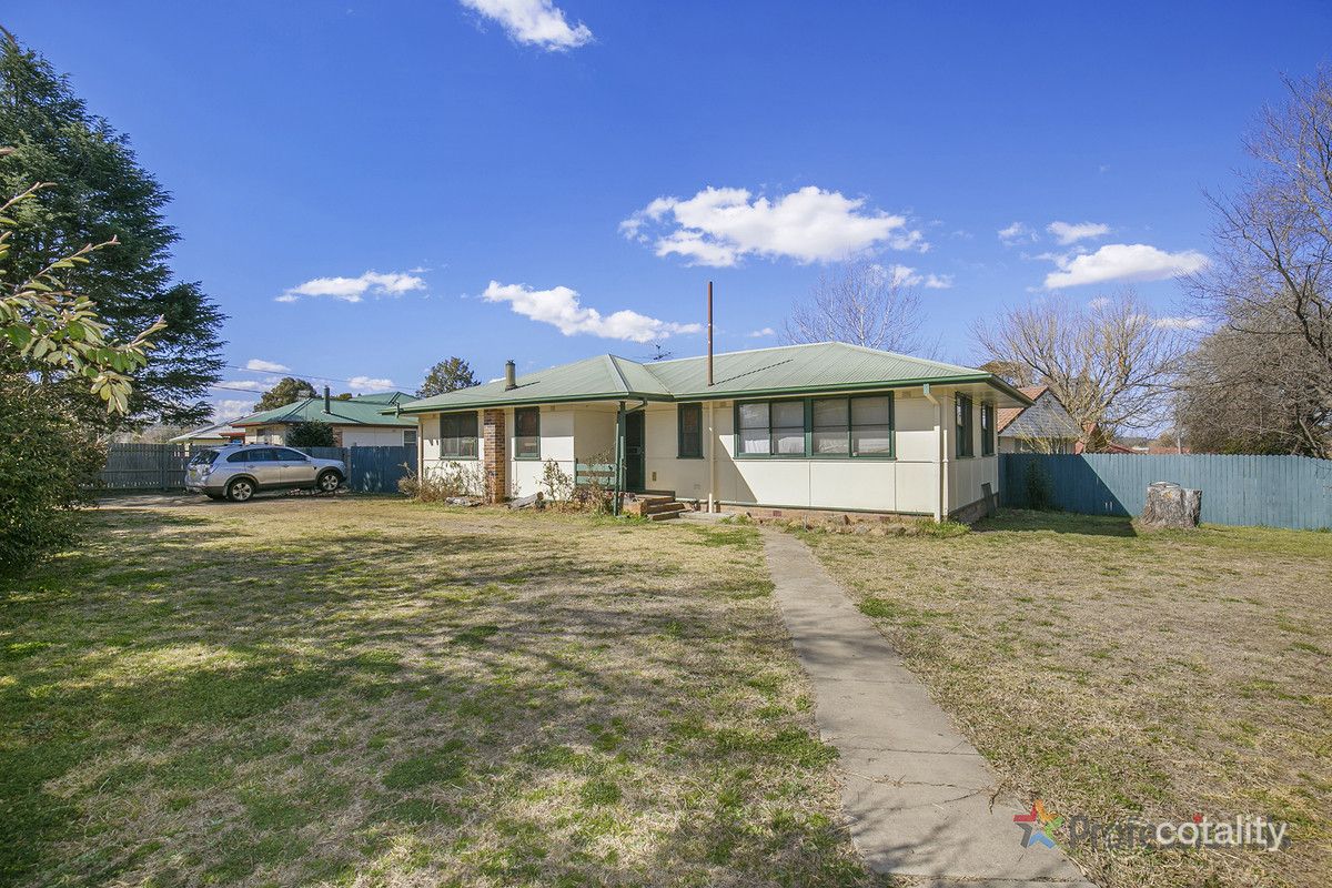 19 Jones Ave, Armidale, NSW 2350