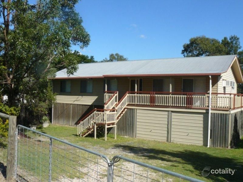 105 Riverside Ave, Barellan Point, QLD 4306