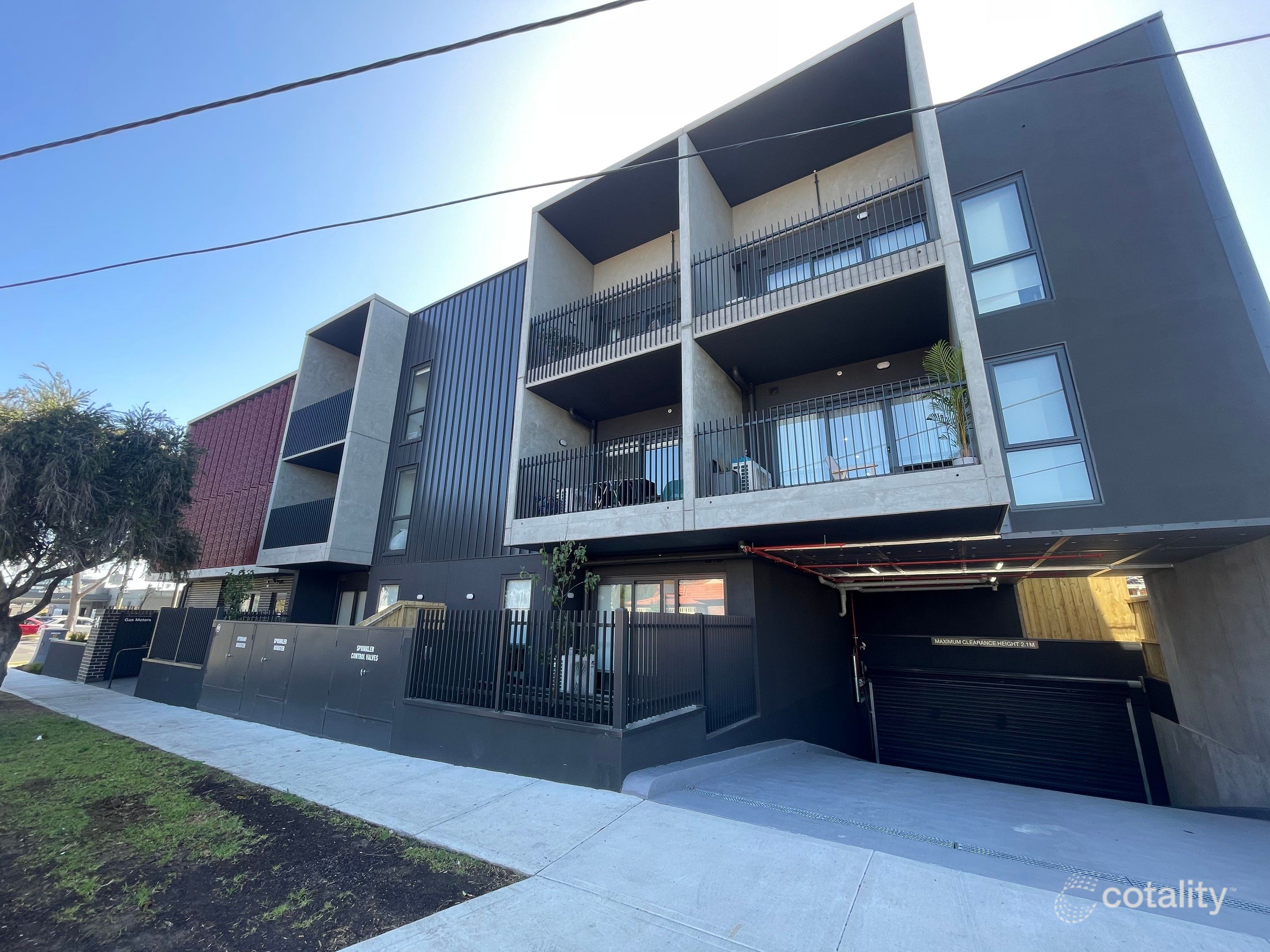 202/1a Omeo Ct, Bentleigh East, VIC 3165