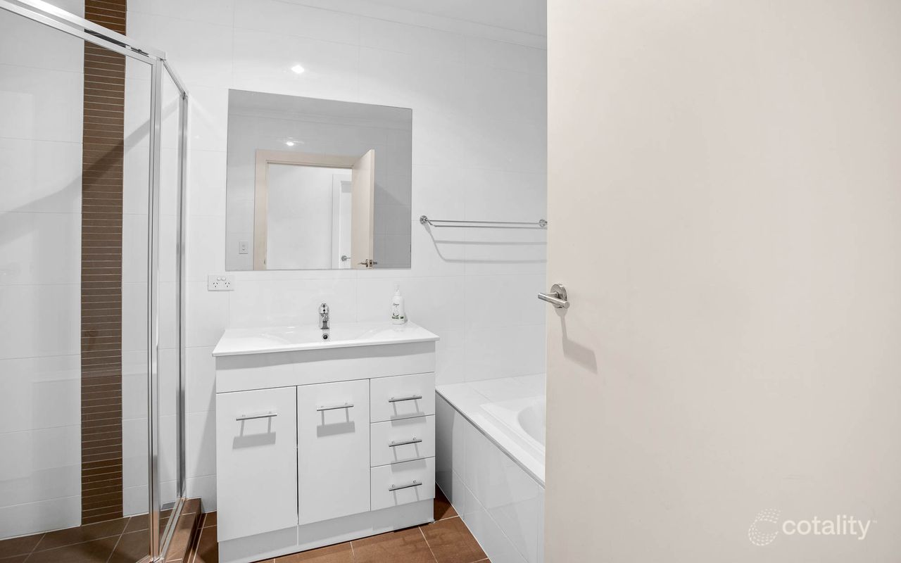 2/141 Hindmarsh Rd, Victor Harbor, SA 5211