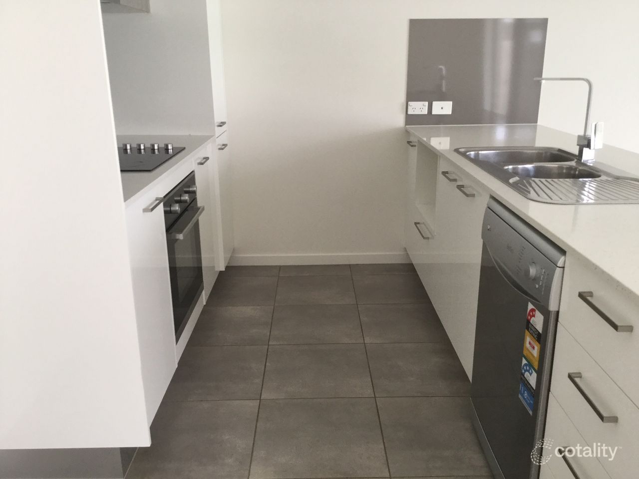 2/35 Coggins St, Caboolture South, QLD 4510