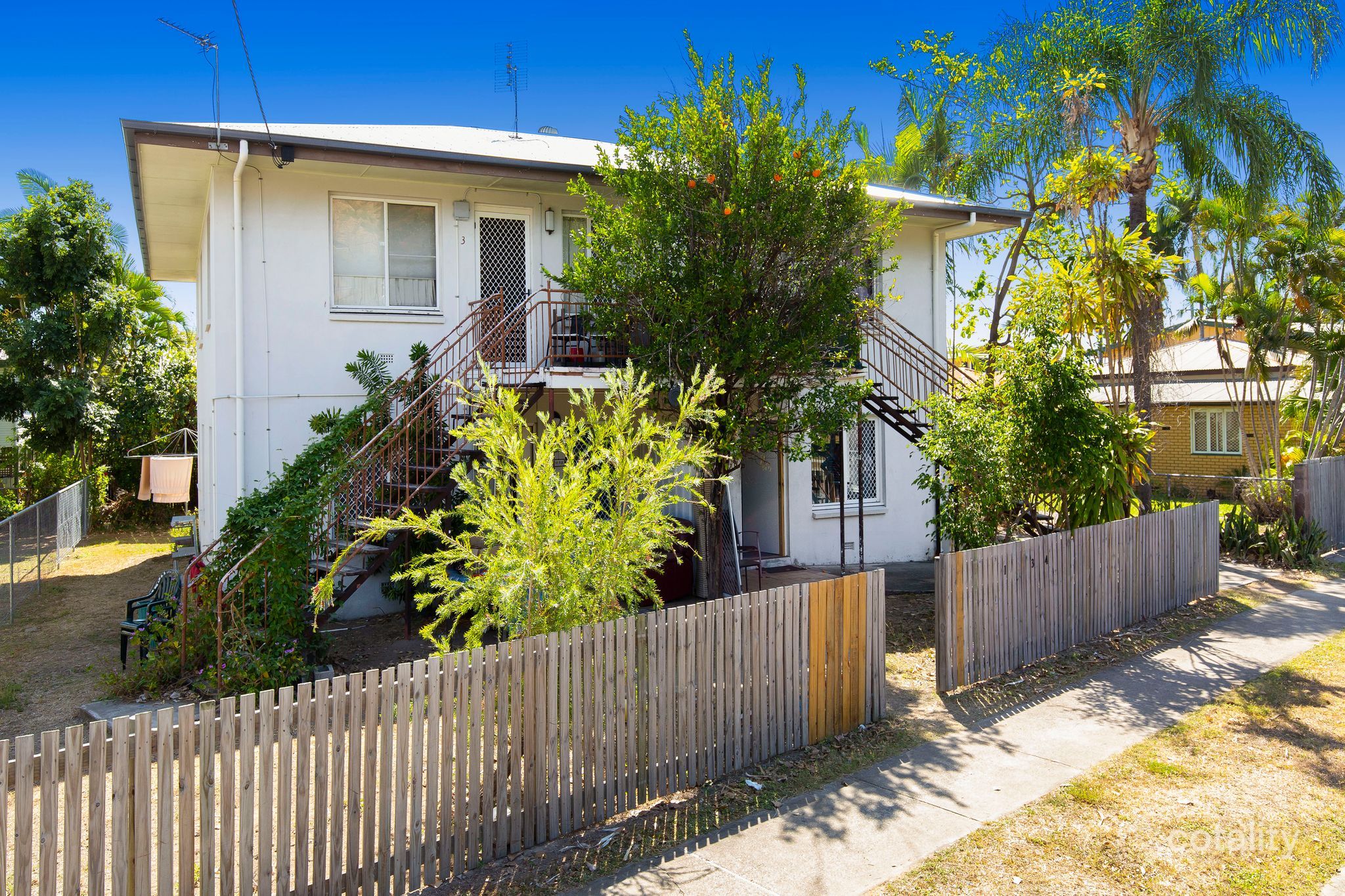 3 Warburton, North Ward, QLD 4810