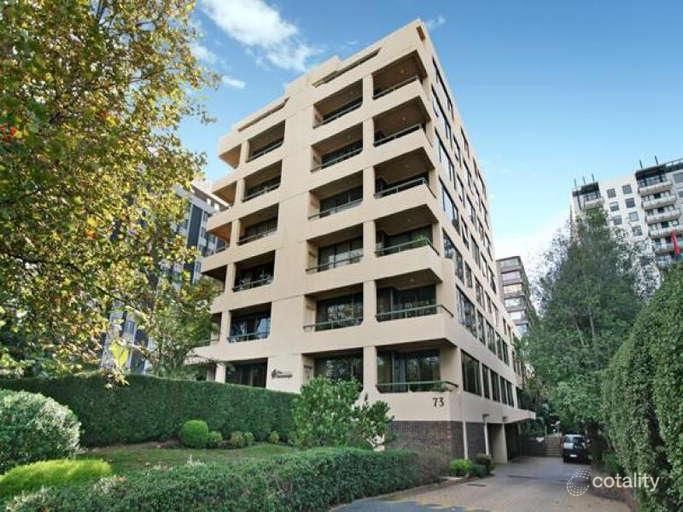 3/73 Queens Rd, Melbourne, VIC 3004