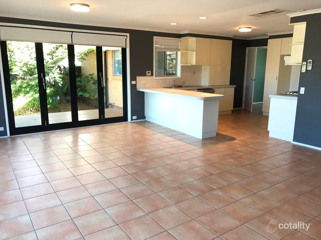 3 Lloyd Pl, Kambah, ACT 2902