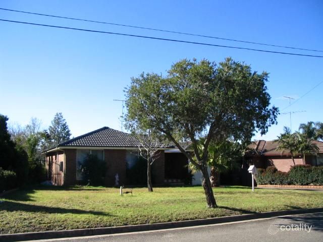 25 Hunter St, St Clair, NSW 2759