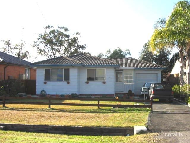 13 Lucas Cres, Berkeley Vale, NSW 2261