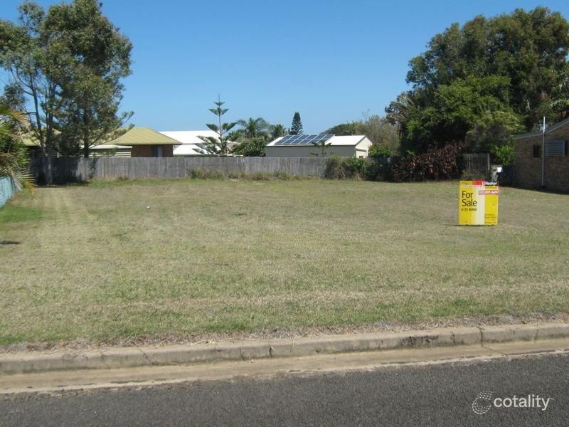 24 Moore St, Elliott Heads, QLD 4670