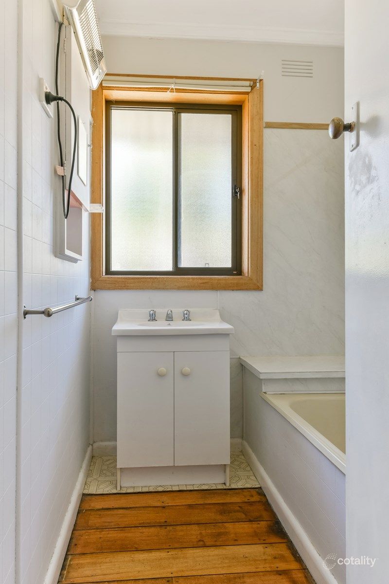 1 Jay St, Norlane, VIC 3214