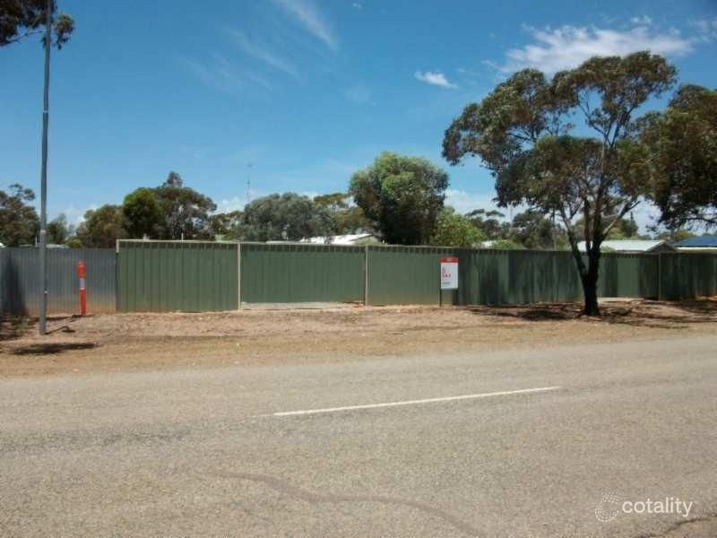 5 Wonoka Tce, Hawker, SA 5434